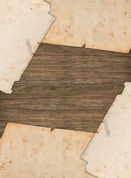 Винтажные бумаги на темном деревянном фоне — стоковое фото