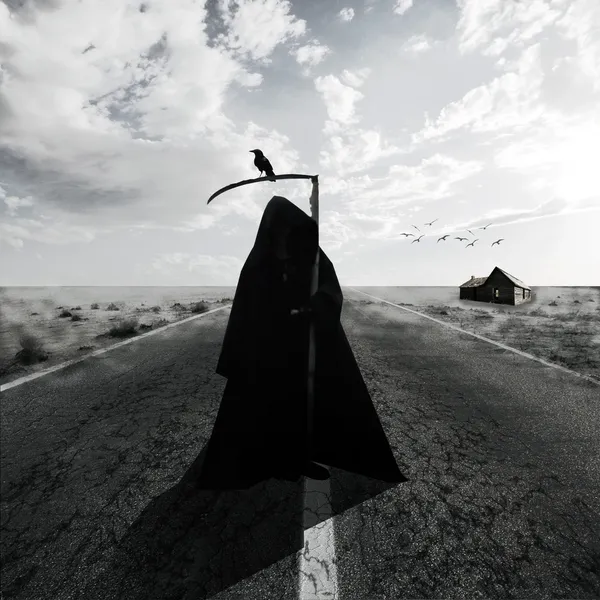 Grim Reaper в дорозі — стокове фото