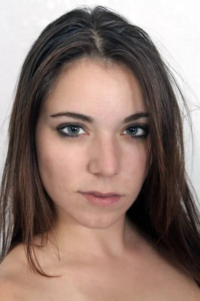 Aantrekkelijke brunette headshot — Stockfoto