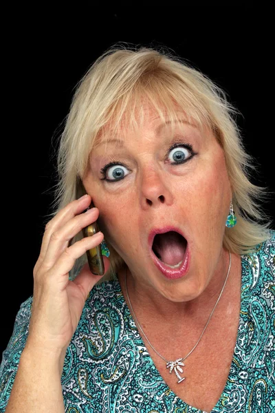 Oudere Blonde vrouw met mobiele telefoon (4) — Stockfoto