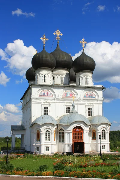 Katedrála Nanebevzetí Panny Marie z města kirov — Stock fotografie
