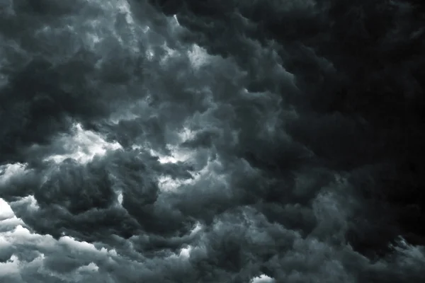 Stormen himmel — Stockfoto