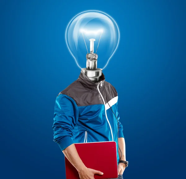 Hombre de cabeza de lámpara con ordenador portátil —  Fotos de Stock