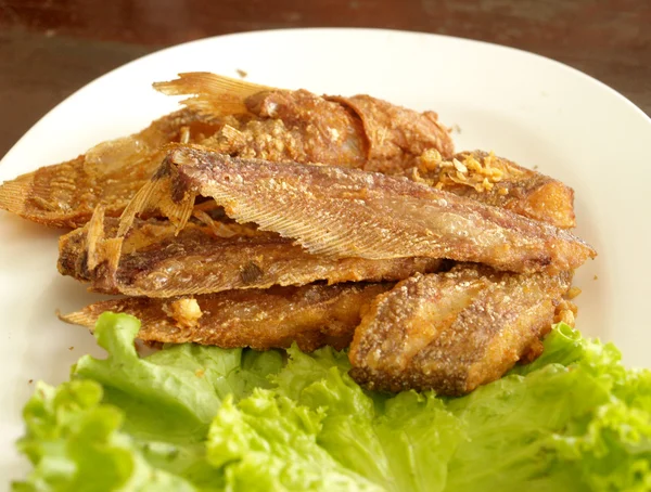 Pescado frito comida tailandesa — Foto de Stock