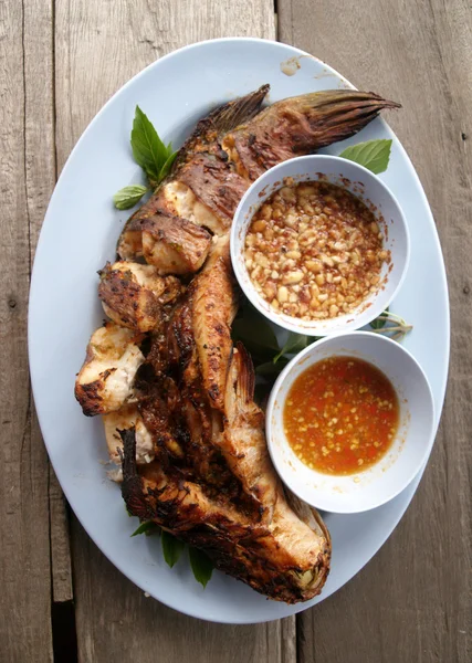 Poisson frit thaï nourriture — Photo