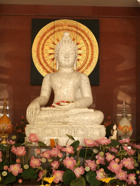 Foto van boeddhistische pictogram — Stockfoto