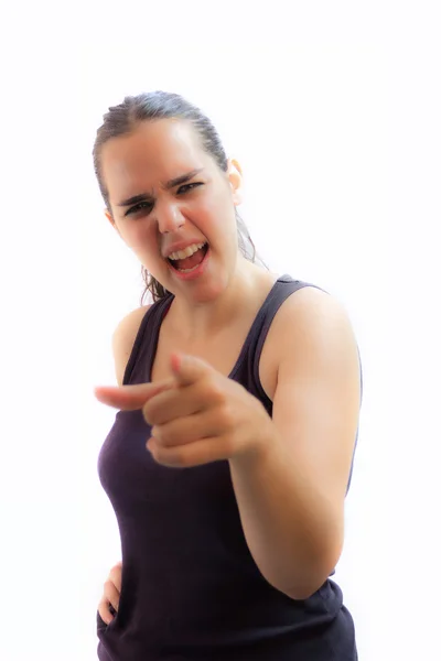 Çok kızgın genç kız poiting parmak kamera — Stok fotoğraf