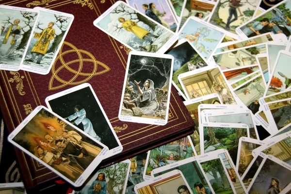 Tarot card reading and accessories — Stock Photo, Image