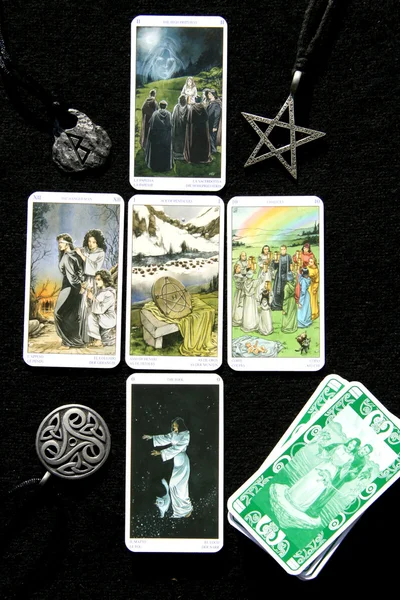 Lectura de cartas del tarot y accesorios — Foto de Stock