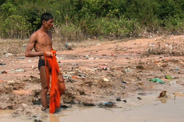 Rybak - tonle sap, Kambodża — Zdjęcie stockowe