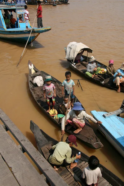 Boot - Tonle Saft, Kambodscha — Stockfoto
