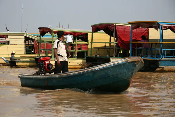 Csónak - Tonle Sap, Kambodzsa — Stock Fotó