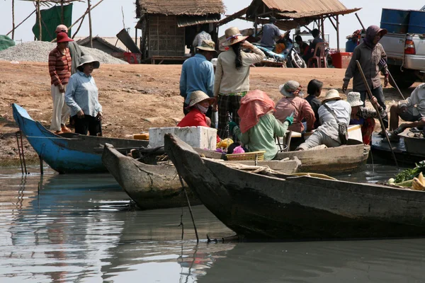Łódź - tonle sap, Kambodża — Zdjęcie stockowe