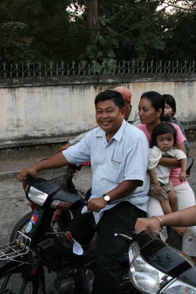 Motorka - phnom penh, Kambodža — Stock fotografie