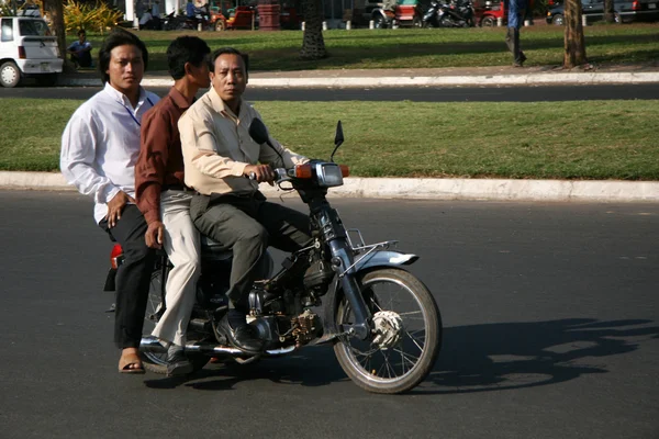 摩托车-金边，柬埔寨 — 图库照片