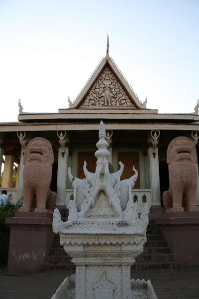 Wat відділяють Пномпеня, Камбоджа — стокове фото