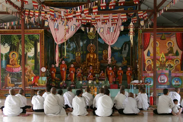 Monks at Prayer - Sihanoukville, Cambodia — Stock Photo, Image