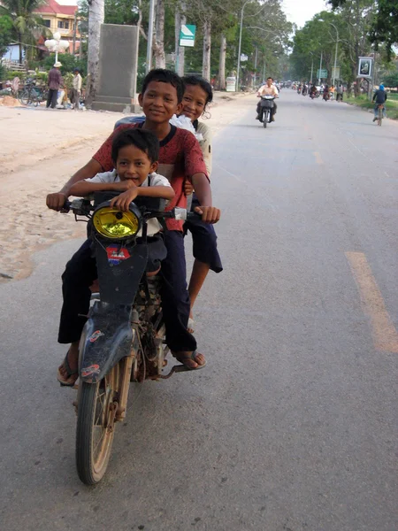Мотоцикл - Mamma Reap, Cambodia — стоковое фото