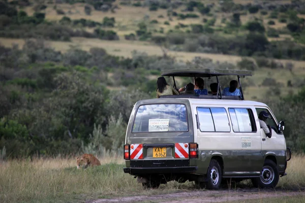 Safari van - réserve de Masaï mara - kenya — Photo