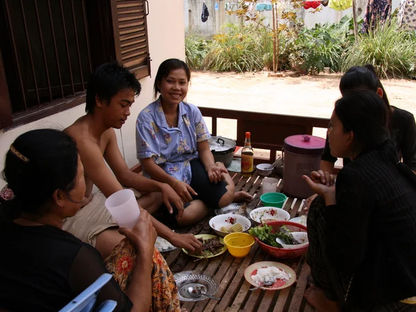 Eating Lunch - Siem Reap, Cambodia — Stock Photo, Image