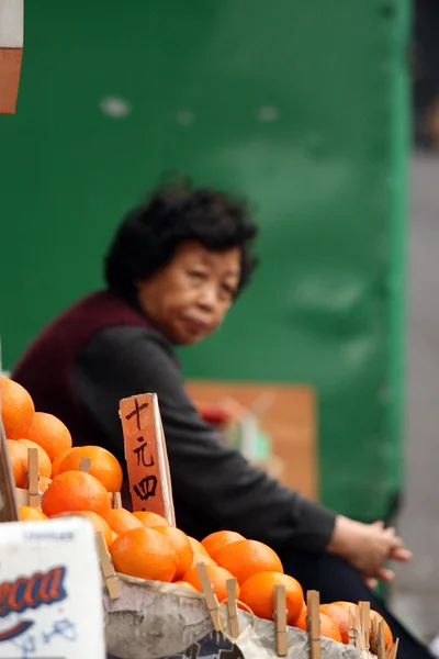 Fruit Vendor - Hong Kong City, Asia — Stock Photo, Image