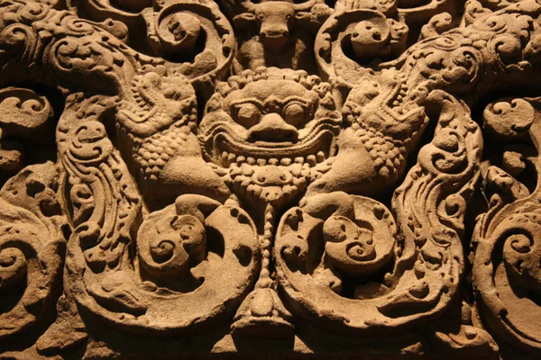 Стародавні різьблення скульптура - азіатських музей цивілізації — стокове фото