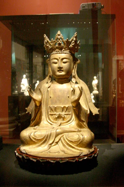 Ancient Carving Sculpture - Asian Civilization Museum — Stock Photo, Image