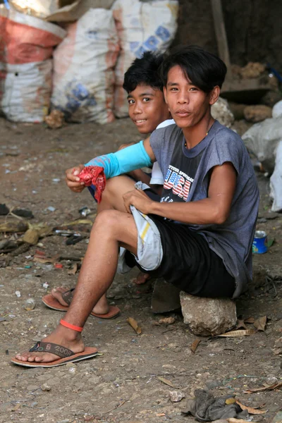 Chłopcy w puerto princesa, palawan, Filipiny — Zdjęcie stockowe