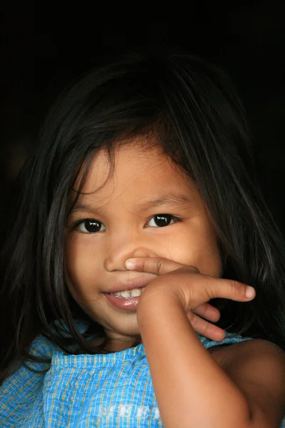 Симпатичная девочка - Пуэрто-Рико, Палаван, Филиппины — стоковое фото