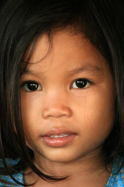 Aranyos lány - Puerto Princesa, Palawan, Fülöp-szigetek — Stock Fotó