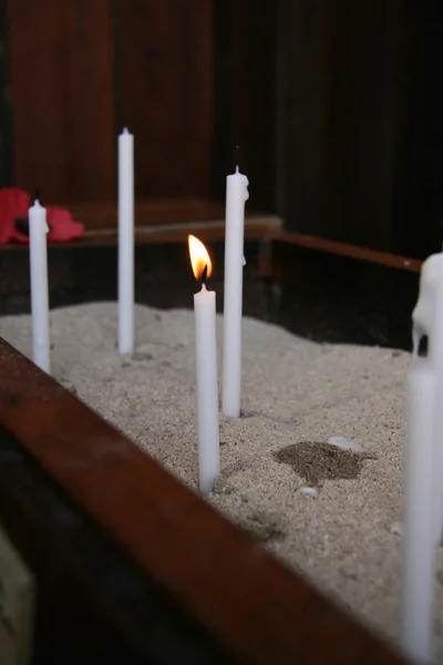 Brûlage de bougies - Prison Changi (Musée de la Chapelle), Singapour — Photo
