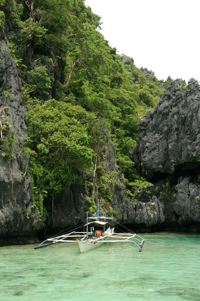 Cennet gölünde, Filipinler — Stok fotoğraf