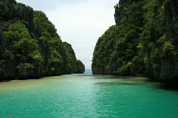 Cennet gölünde, Filipinler — Stok fotoğraf