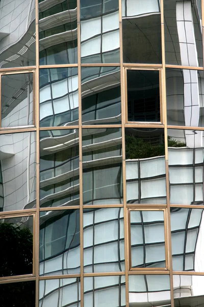 Ventanas de oficina - Singapur — Foto de Stock