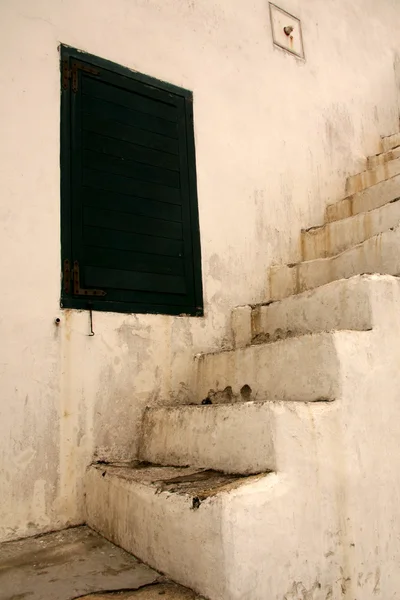 Treppe und Fenster - fortaleza de guia, macau — Stockfoto