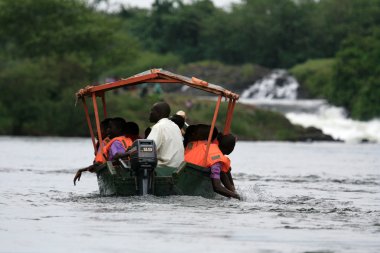 Nil Nehri - bujagali, Uganda nehir düşüyor