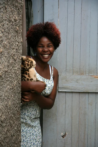 Місцеві жінка вдома в Уганда, Африка — стокове фото