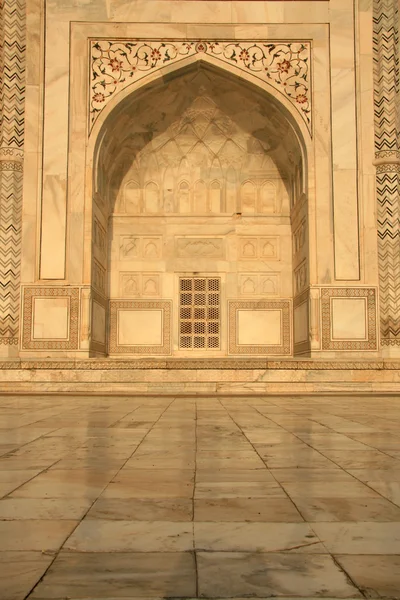 Taj mahal, agra, indien — Stockfoto