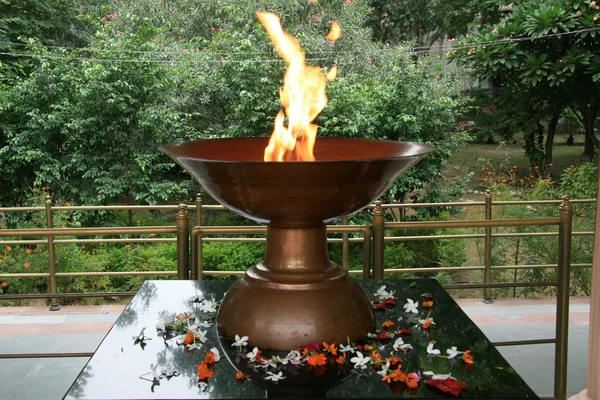 永恒的火焰-jallianwala 巴格公园、 阿姆利则印度 — 图库照片