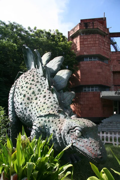 ステゴサウルス - 政府美術館, チェンナイ, インド — ストック写真