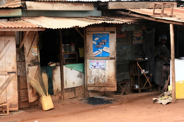 Sloppenwijk in kampala - uganda, Afrika — Stockfoto