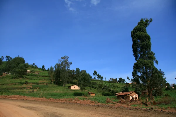Kręte drogi prowadzące przez kisoro - uganda, Afryka — Zdjęcie stockowe