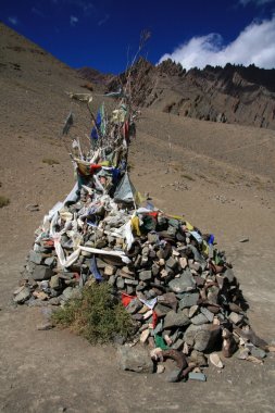 Tibet dua bayrakları - Himalayalar Hindistan