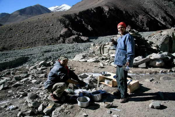 山攀登物资岗日 （6，1.5 亿-20，080 英尺） 印度 — 图库照片