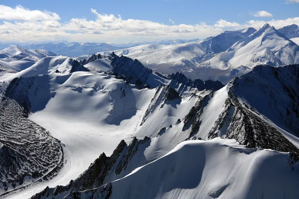 Bergtoppen - himalaya, india — Stockfoto