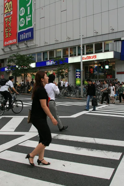 Cruce de cebra - Shinjuku, Tokio, Japón —  Fotos de Stock