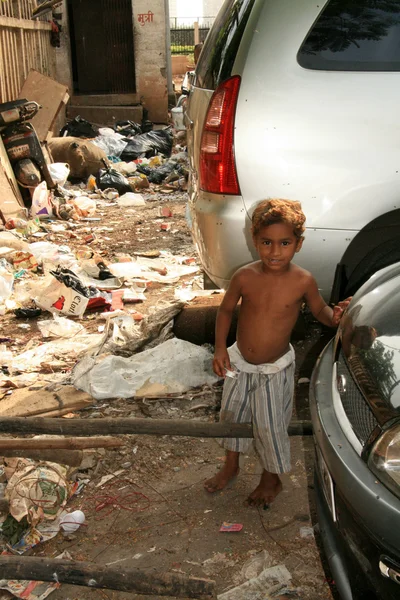Street Boy - Мумбаи, Индия — стоковое фото