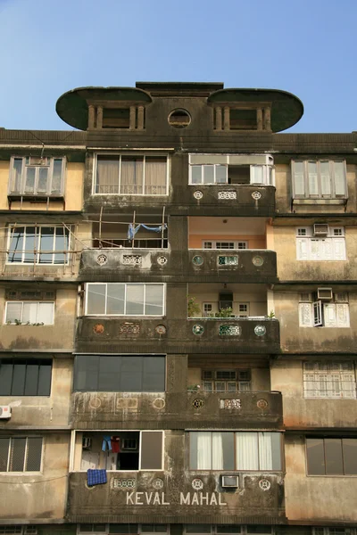 Edificio de apartamentos rústico - Marine Drive, Mumbai, India —  Fotos de Stock