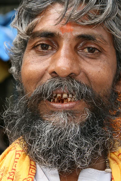 Svatý muž - banaganga nádrž, mumbai, Indie — Stock fotografie