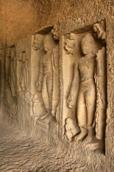 Buddhistické jeskyně - sanjay Gandhi n.p. Bombaj, Indie — Stock fotografie
